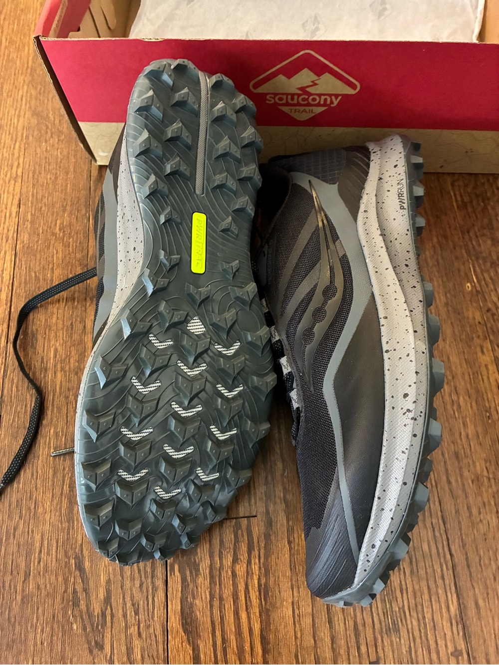 Saucony Peregrine 12- Men's Trail Running Shoes - Black/Gray - Size 10.5